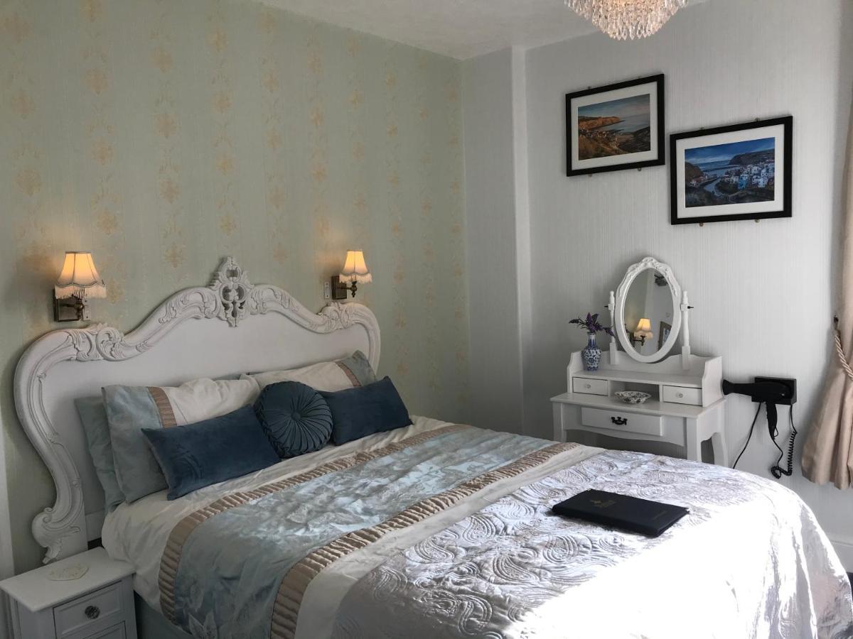 Norman Guest House With Free Parking Whitby Ngoại thất bức ảnh